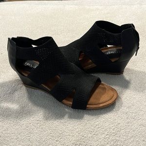 Black heeled sandals